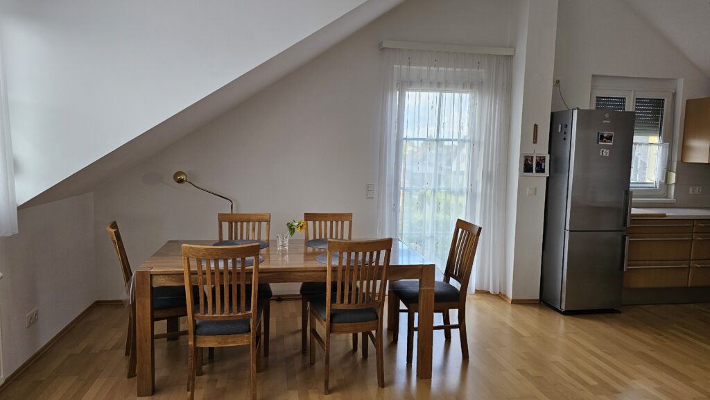 OG Wohn- und Essbereich