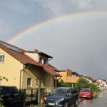 Haus mit Regenbogen