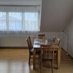Apartment 2 - Wohnzimmer mit Essplatz
